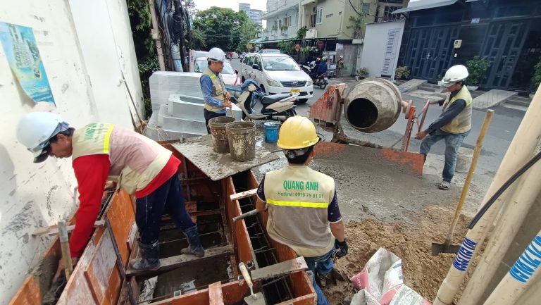 Biểu tượng cá nhân bảo hộ an toàn điện.