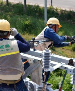 Giá trạm biến áp 560kVA kiểu giàn | QuangAnhcons