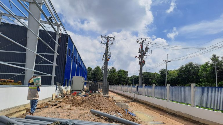 Hệ thống tủ trung thế RMU trong trạm biến áp.