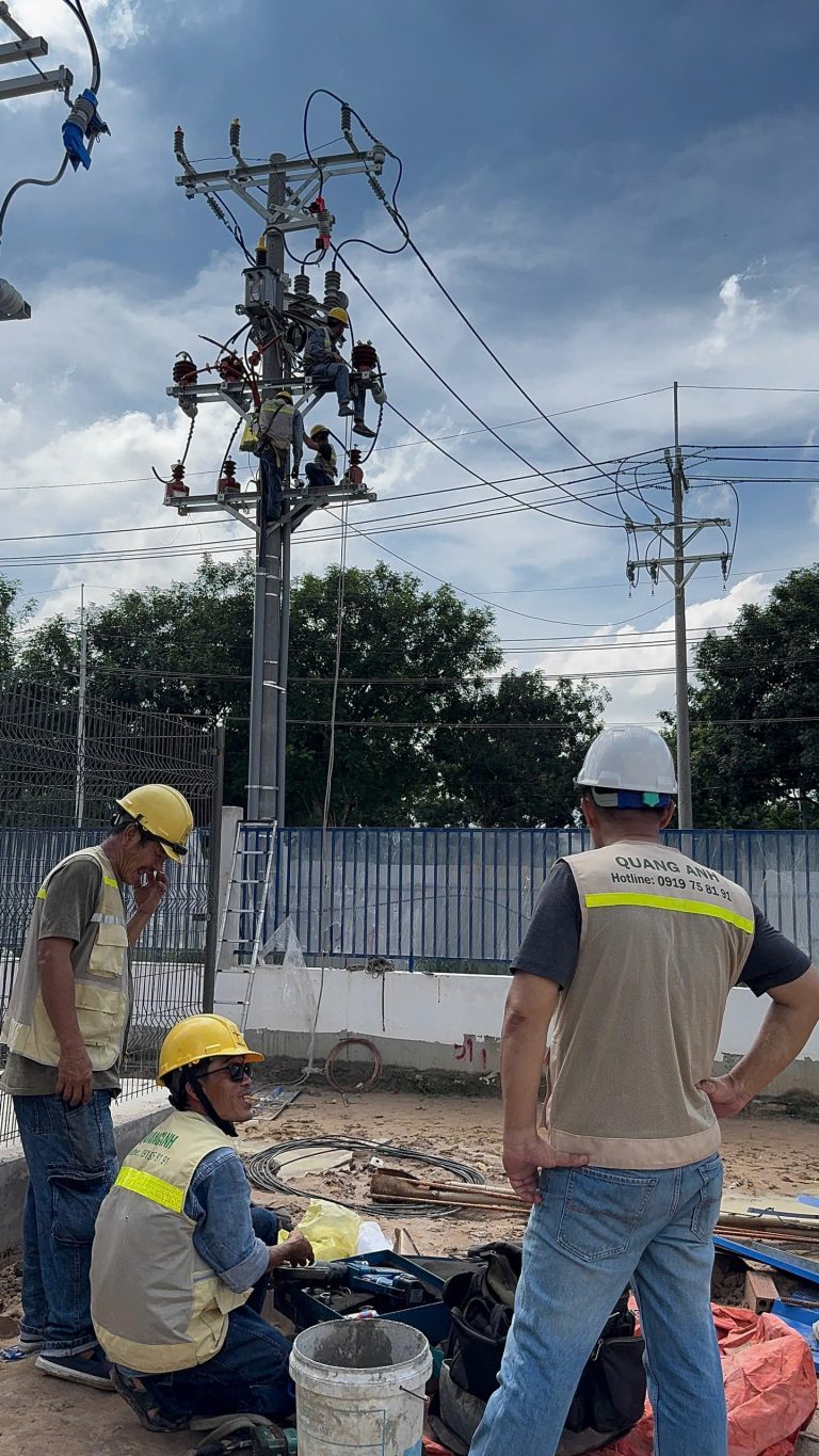 Thiết bị SPD lắp đặt tại trạm biến áp.