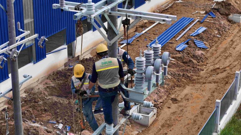 Ưu điểm của máy biến áp khô trong công nghiệp
