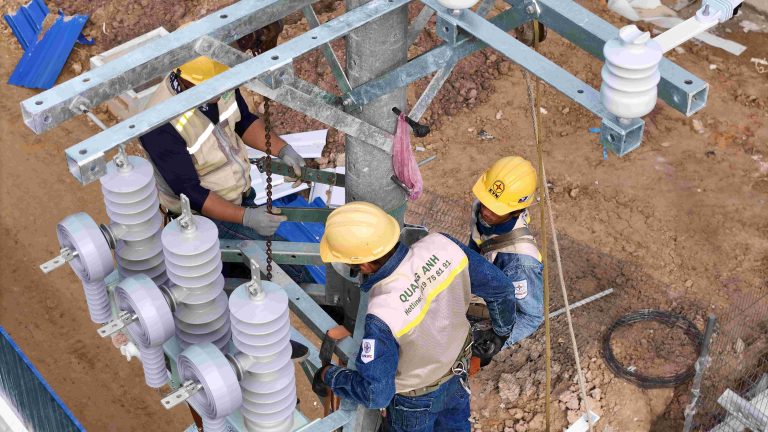 Sự khác biệt khi chọn mua và thuê trạm biến áp.