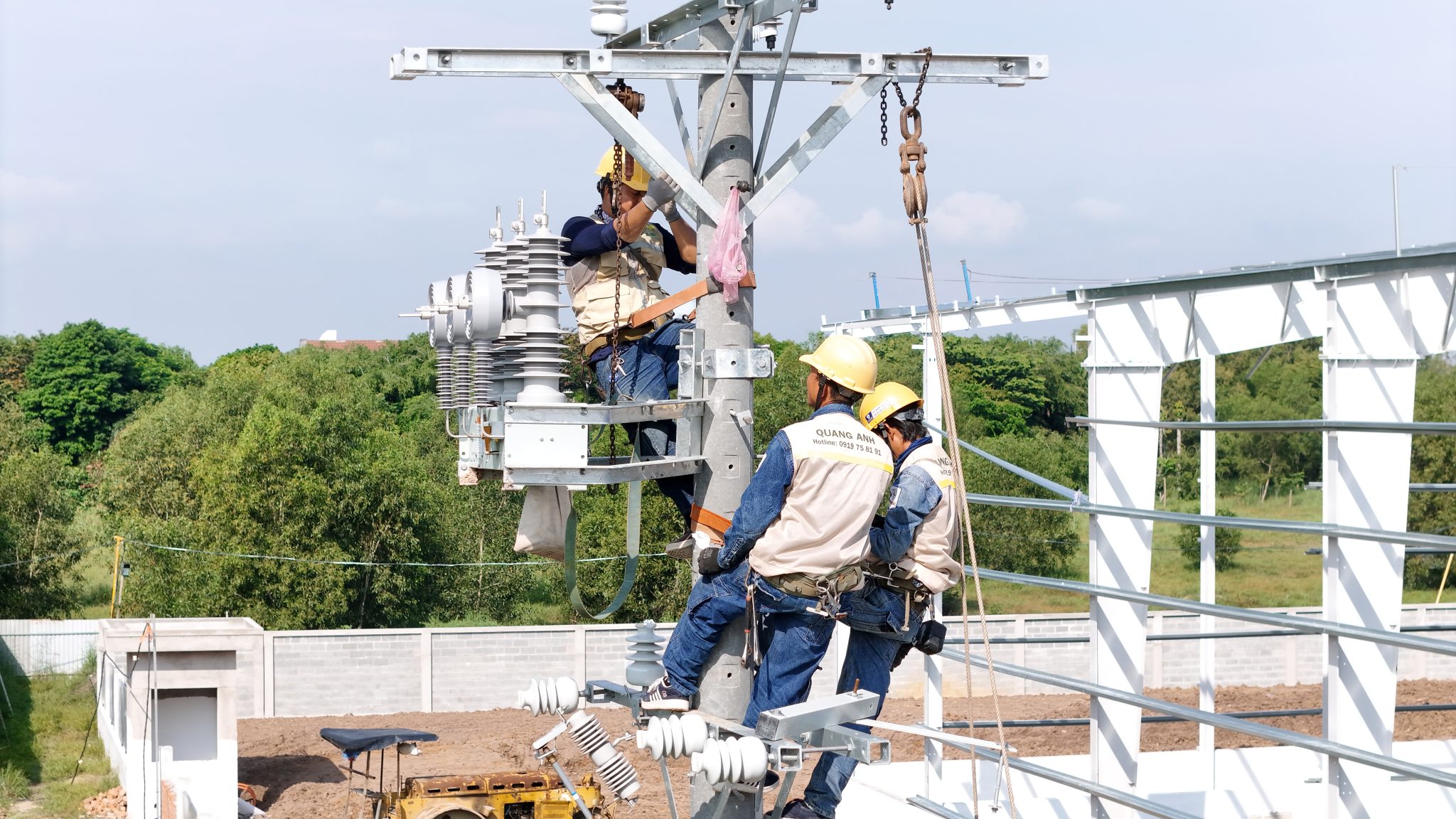 Kiểm tra và đảm bảo an toàn cho trạm biến áp