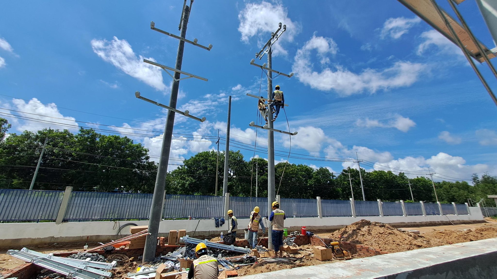 Giải pháp năng lượng xanh của Quanganhcons Giải pháp năng lượng xanh tiên tiến.