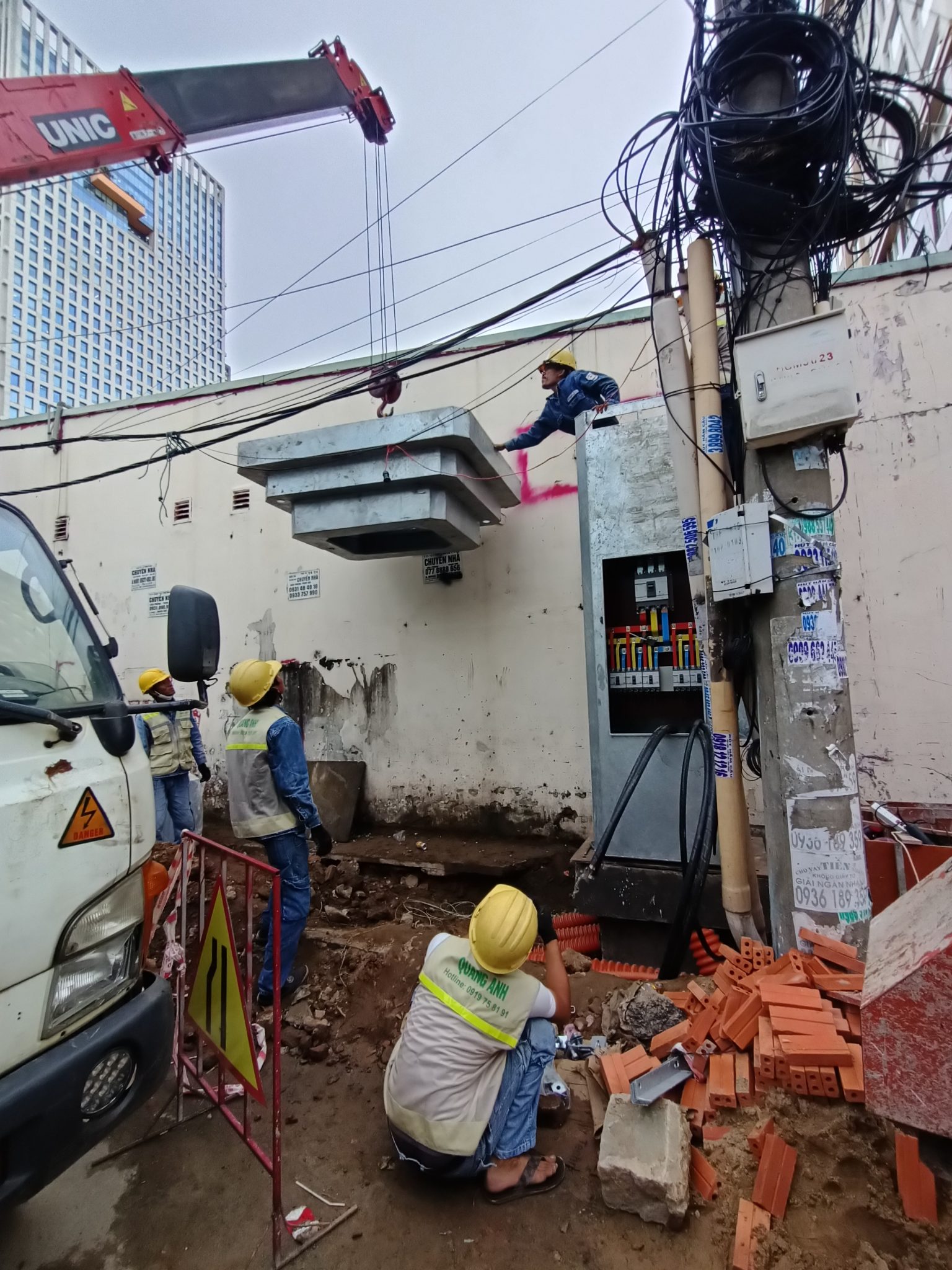Giao diện công nghệ tại QuangAnhcons.