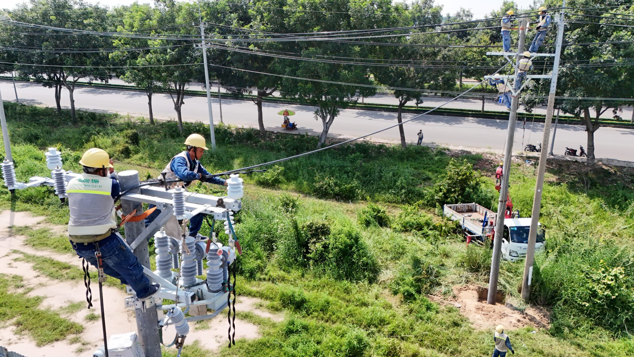 Hệ thống điện mặt trời mái nhà từ Quanganhcons.