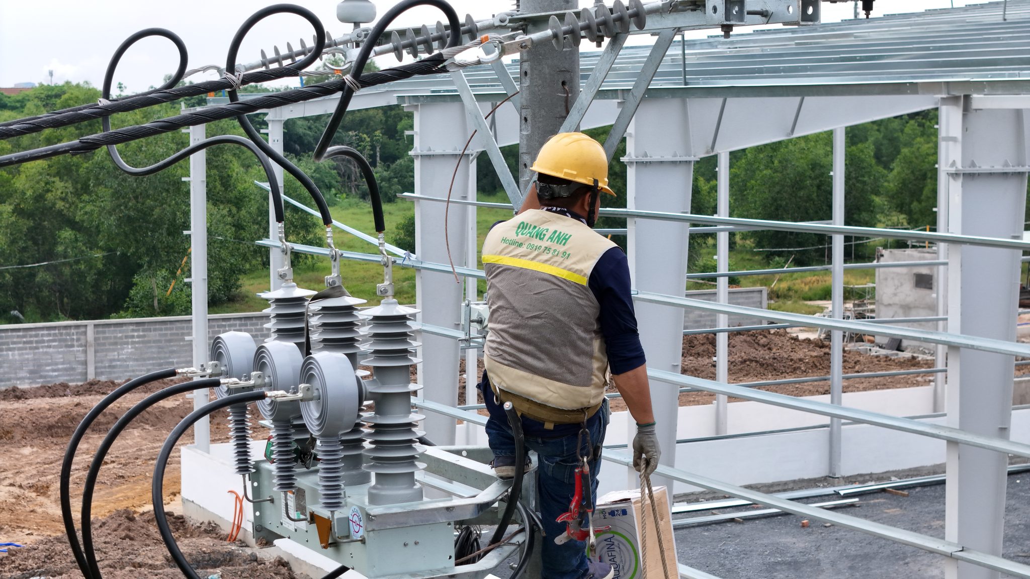 Hình ảnh quá trình lắp đặt điện công nghiệp