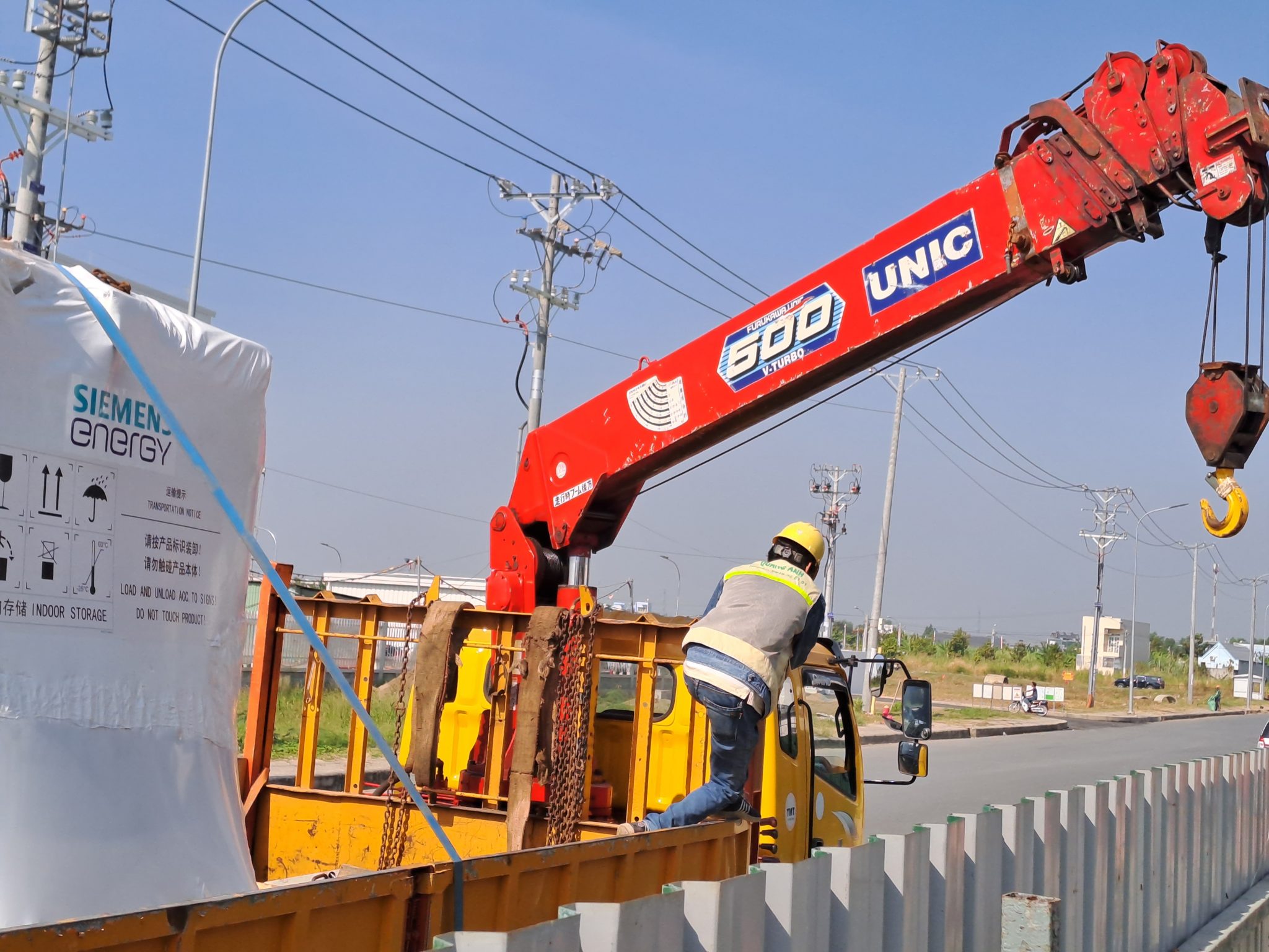 Giải Pháp Năng Lượng Tái Tạo Hệ thống điện mặt trời tiêu biểu của Quanganhcons