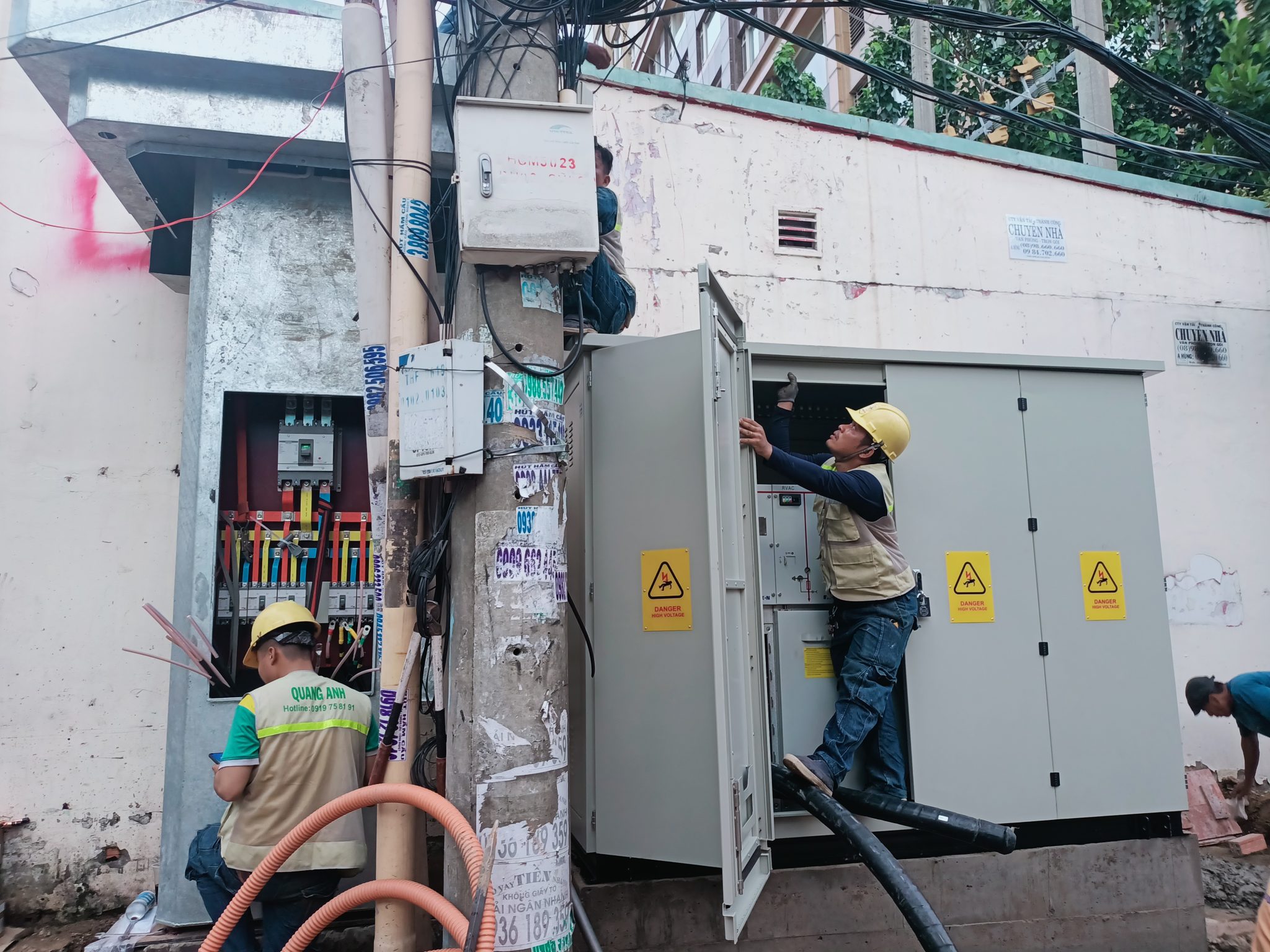 Xây dựng điện mặt trời Xây dựng năng lượng mặt trời Quanganhcons