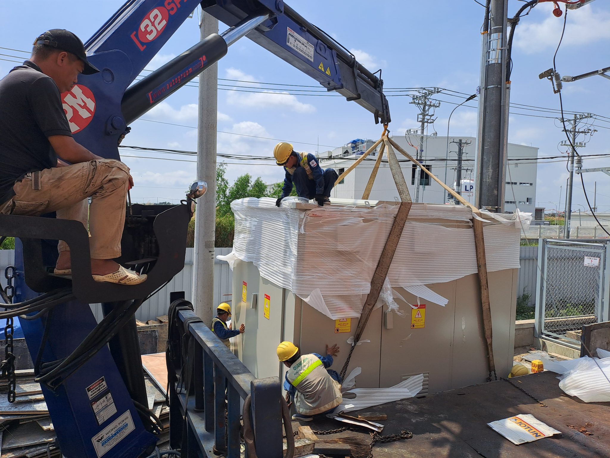 Bảng so sánh chi phí thi công trạm biến áp theo công suất, điện áp, vị trí và phạm vi công việc