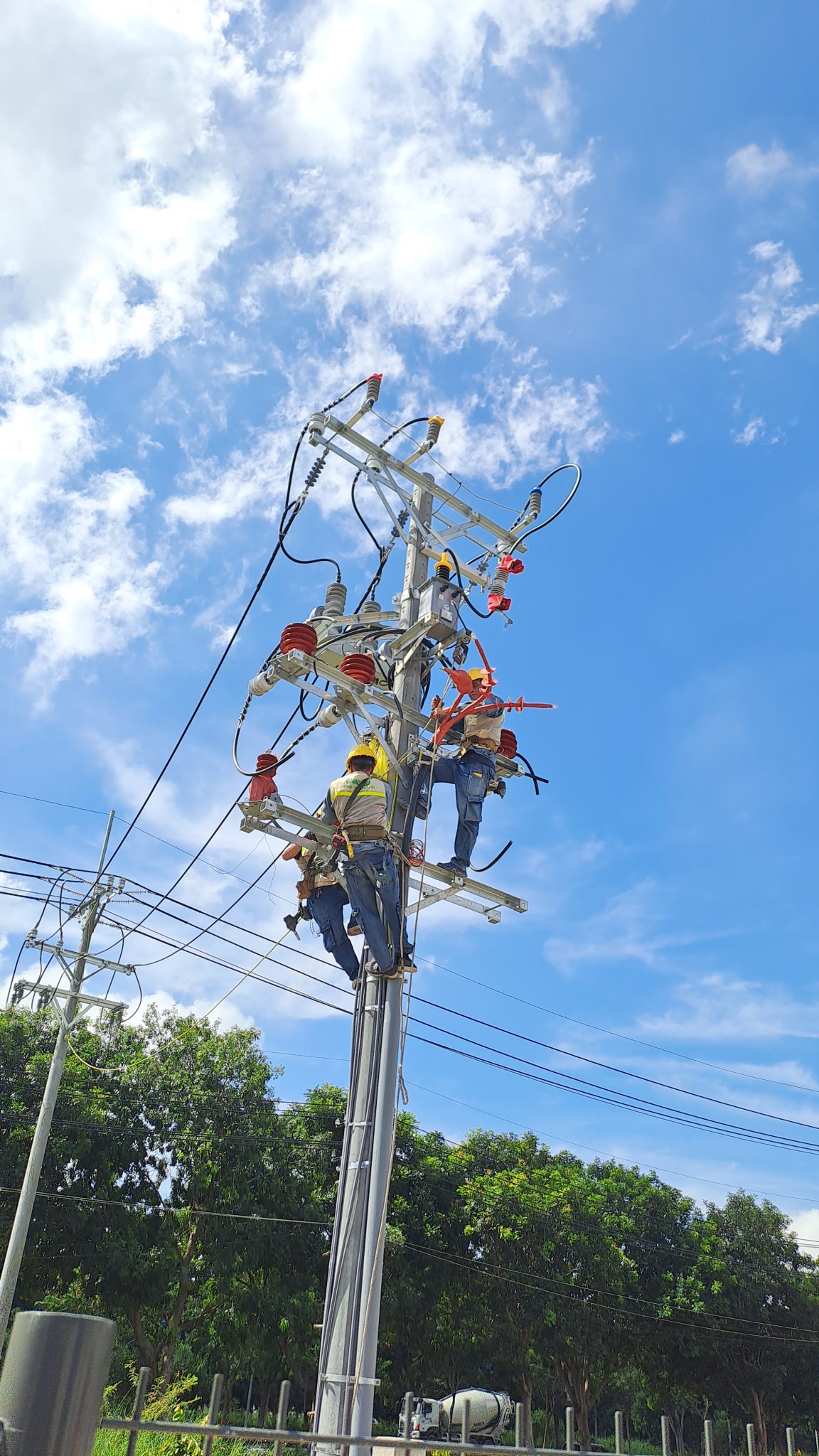 Dự án trạm biến áp và điện ngầm thực hiện bởi QuangAnhcons.