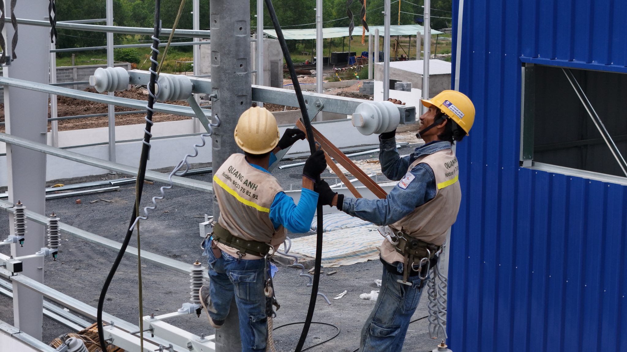 Thi công trạm biến áp Thi công trạm biến áp tại công trường