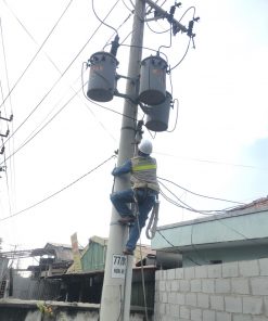 Hình kết cấu trạm biến áp treo tổ máy một pha trên một cột điện
